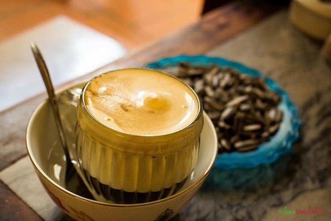 Street Food Tour in Hanoi - Beginning at 5:30 pm with a ready appetite