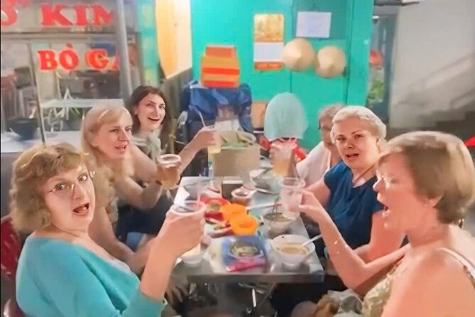 Street Food Tour In Ho Chi Minh City By Motorbike - The private format and what it changes
