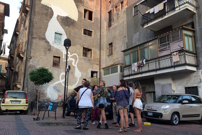 Street food tour of Catania by night - A’ Piscaria Mercato del Pesce: Catania’s food culture on display