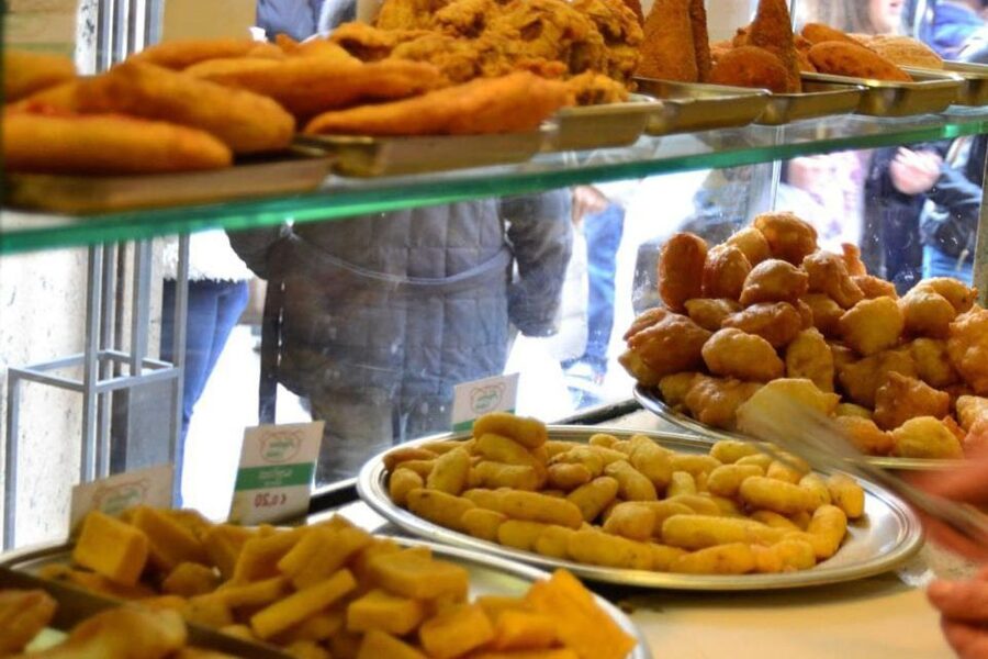 Street food tour: the Neapolitan culinary art - Key points at a glance
