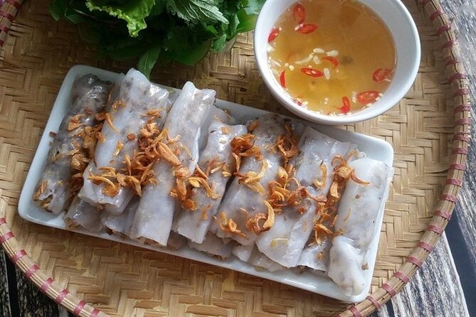 Street Food Tour with Hanoian Snacks - Ta Hien Street, Beer, and Rice Noodle Soup
