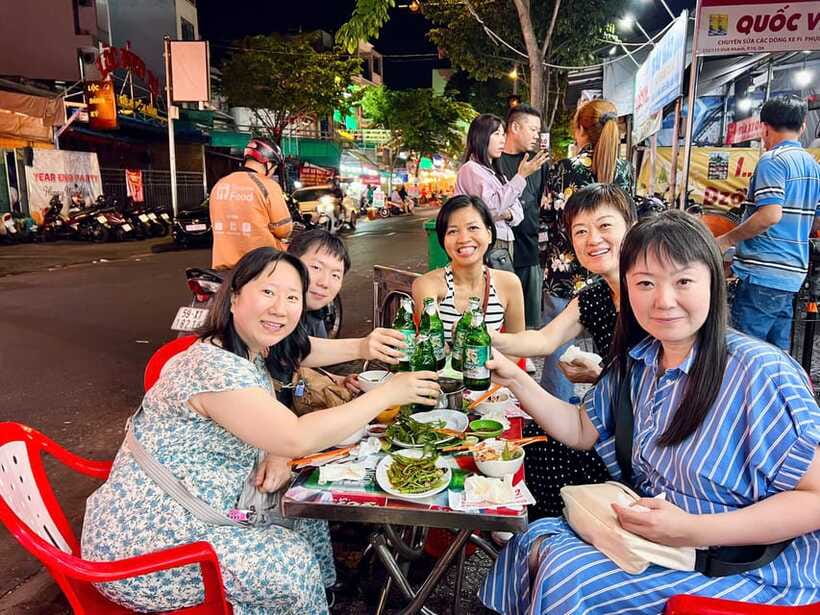 Street Food Walking Tour with a Cooking Instructor - Who should choose this tour?