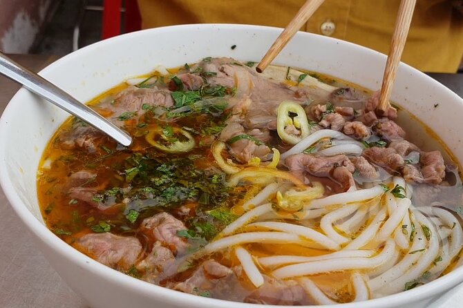 Super Niche Walking Street Food Tour in Ho Chi Minh City - Why this food tour reaches beyond District 1