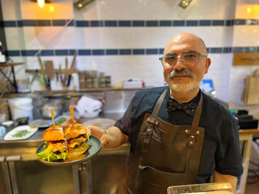 Sydney: Food Tour in Surry Hills with 8 Local Food Tastings - The secret dish and drinks
