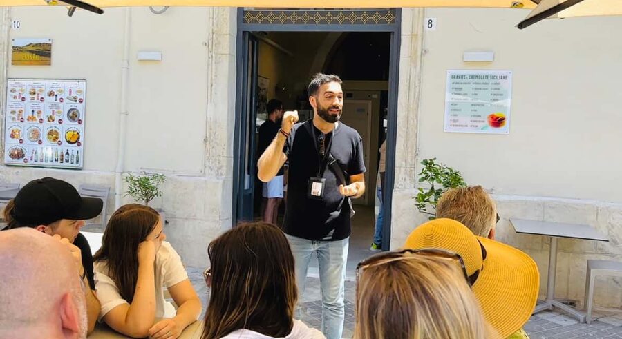 Syracuse: The Street Food Tour in Ortigia with a Local Guide - What $81 gets you