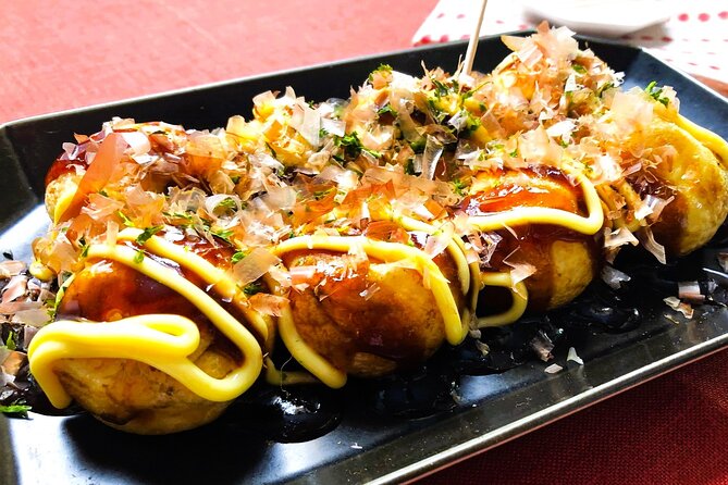 Takoyaki making experience ~Japan's popular street food~ - Sauce, mayonnaise, bonito flakes, and aonori