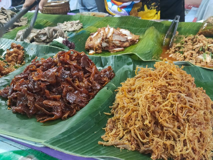 Takua Pa: Food Market, Tsunami Museum, Temple, & Old Town - Kong Kha Temple blends traditional worship with modern art