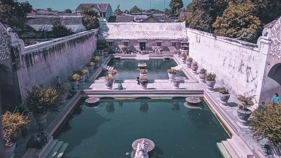 Taman sari water castle, sultan palace & local food tasting - Finishing With Gudeg in Wijilan