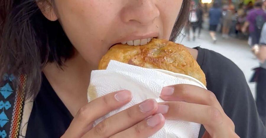 Taste hidden street food in Seoul with a 2.5h food tour - Should you book the Namdaemun food tour?