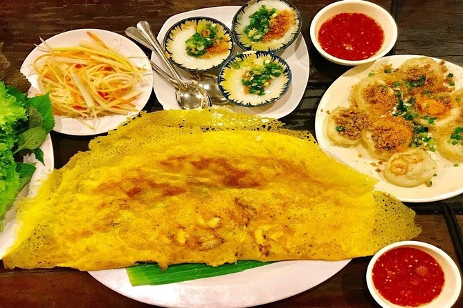 Taste the Unreal Street Food Walking Tour in Saigon - Starting in District 3 with a hungry stomach