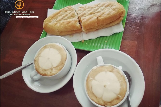 Tasting 8 Different Street Foods + Local Drink at Evening Time by Walking - What this Hanoi food walk is really like