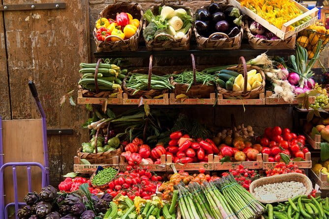 Tasty Florence Street Food with Guided Walking of the City - What the guides add to the experience