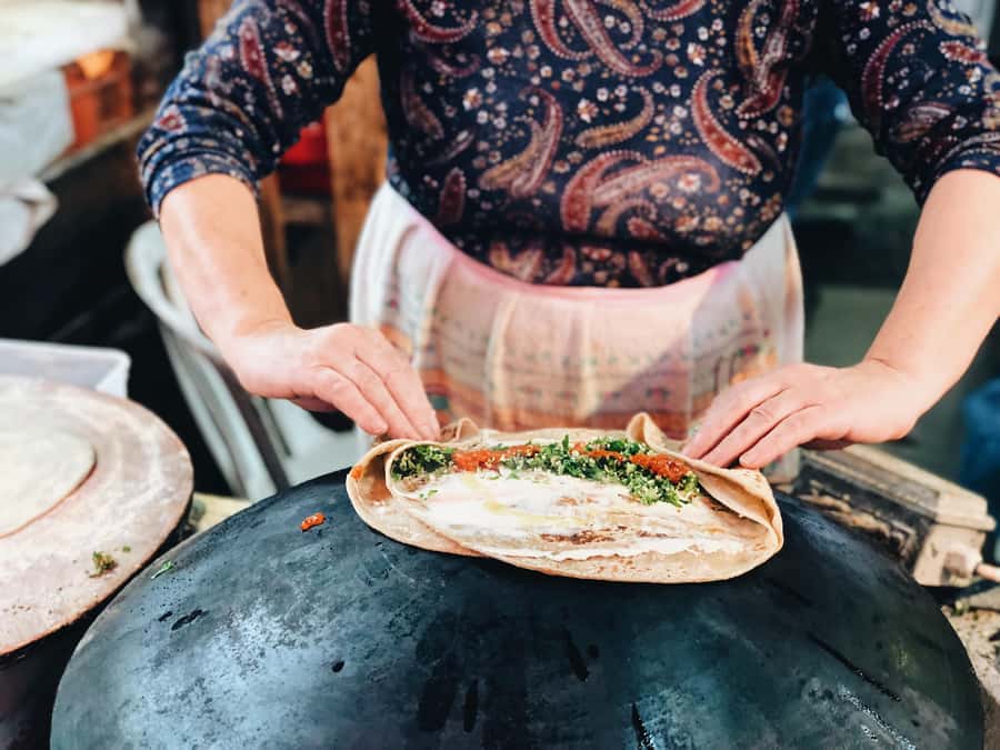 Tel Aviv: Carmel Market & Tel Aviv Tour with Tastings - Key points at a glance