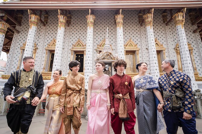 Thai Costume Photography at Wat Arun/Pho Temple: Bangkok - Why this Bangkok photo session works