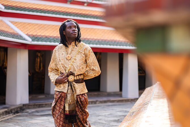 Thai Costume Photography at Wat Arun/Pho Temple: Bangkok - How much value do you get for $77.80?