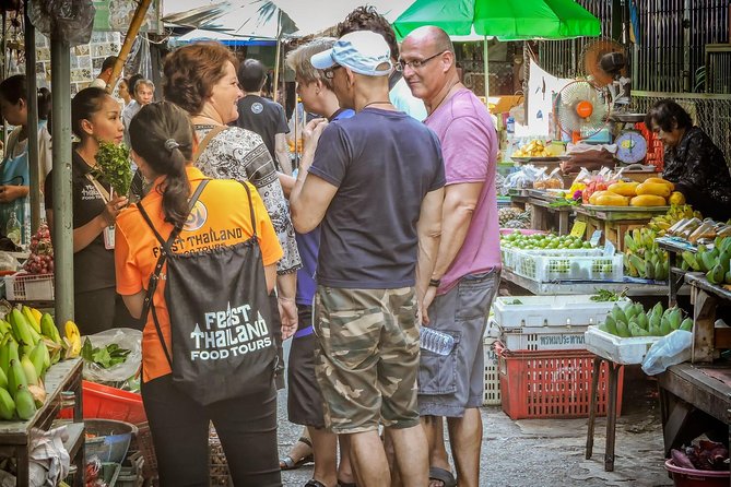 Thai Street Food & Morning Market Walking Tour in Hua Hin - Old-town lanes and the final restaurant stop