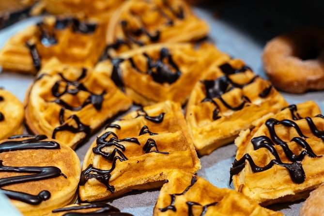 The 10 Tastings of Cape Town With Locals: Private Food Walking Tour - A food walk that doubles as a first look at Cape Town