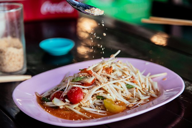 The 10 Tastings of Chiang Mai With Locals: Private Street Food Tour - Thai tea at Chang Phueak Monument