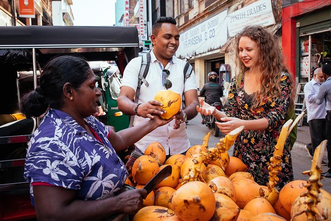 The 10 Tastings of Colombo With Locals: Private Street Food Tour - Key things to know before booking