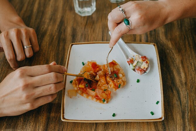 The 10 Tastings of Hoi An: Private Street Food Tour - Cao lau near the Precious Heritage museum