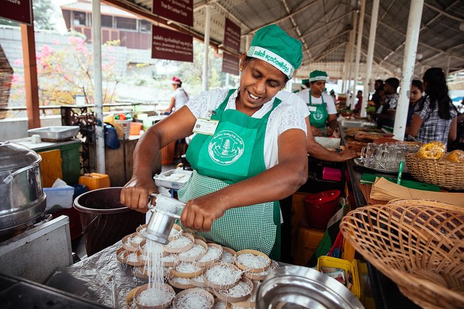The 10 Tastings of Kandy With Locals: Private Street Food Tour - Passing Bogambara Prison and its colonial architecture