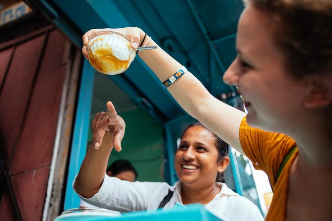 The 10 Tastings of Kandy With Locals: Private Street Food Tour - Timing, comfort, and who should book