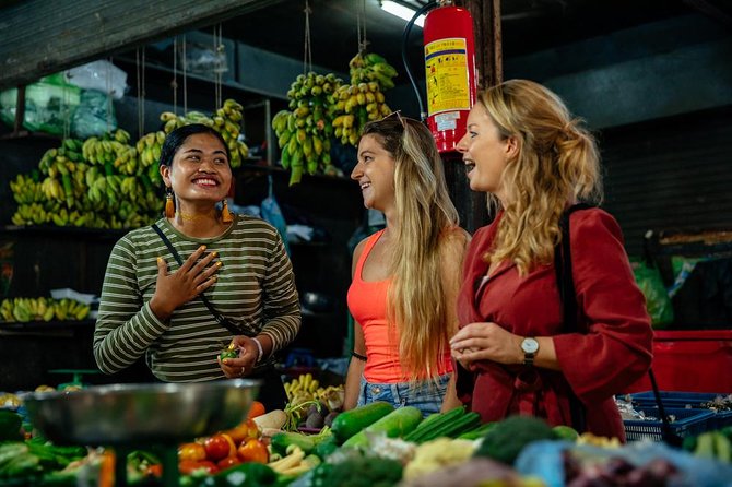 The 10 Tastings of Siem Reap With Locals: Private Street Food Tour - Wat Damnak and the riverside walk
