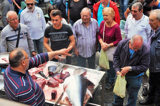The Original Catania Street Food and Market Tour by Streaty - Dessert, drinks, and the final stretch