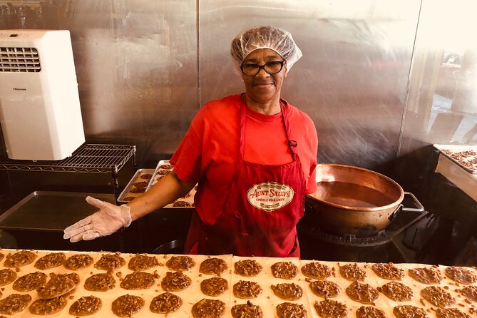 The Premier New Orleans Food Tour - A small group helps, but does not remove every wait