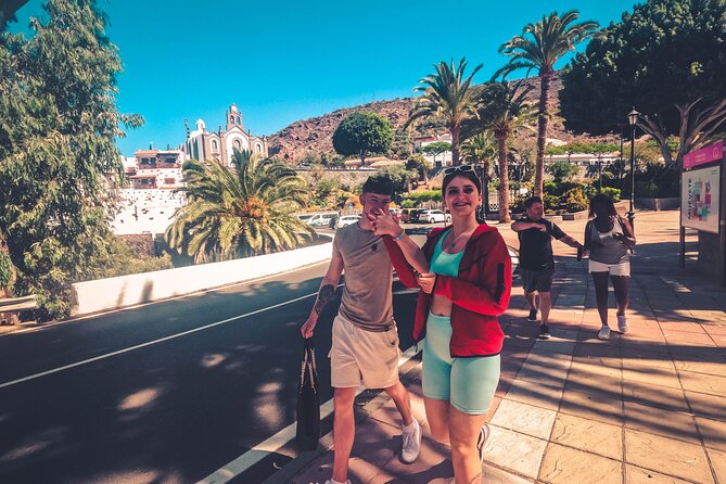 The Red Canyon Tour - Small Group Trip with Local Food Tasting ツ - Barranco de Las Vacas and the red canyon effect