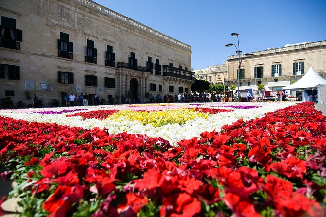 The Valletta Street Food and Culture Walking Tour - Castille Square and Auberge d’Italie add the city setting