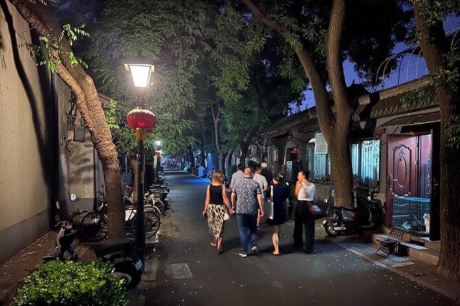 Tipsy Travel: Beijing Local Food and Bar Crawl night in Hutong - A Beijing night built around Hutong life