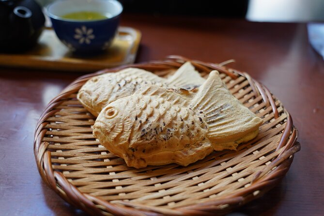 Tokyo: Local Foodie Adventure near Roppongi - The Sailor Moon connection