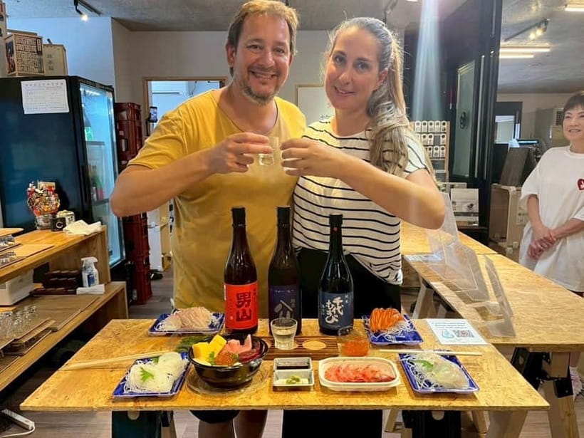 Tokyo: Private Tsukiji Street Food & Sake with Local Guide - A quiet tea and dashi stop after the crowds