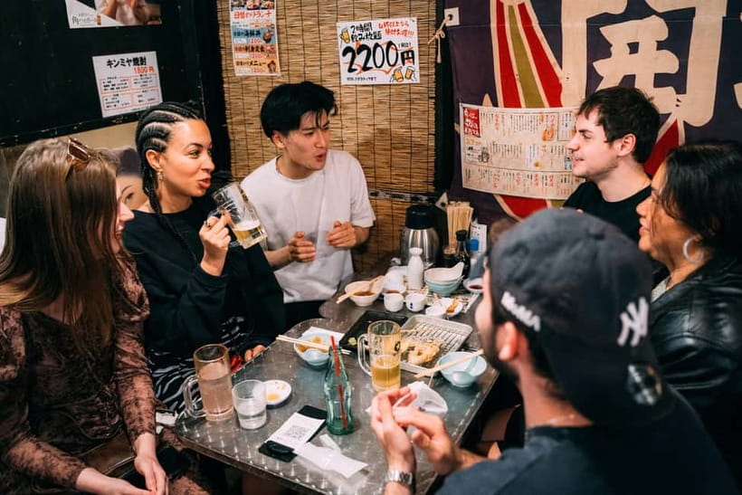 Tokyo: Shibuya Local Food Walking Tour with a Local Expert - Final stop: sushi and tempura together