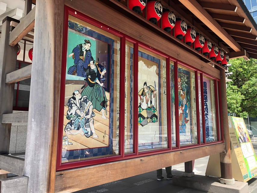 Tokyo Tours in Spanish (Tsukiji Market-Ginza-Tokyo Tower) - What the Spanish guide adds