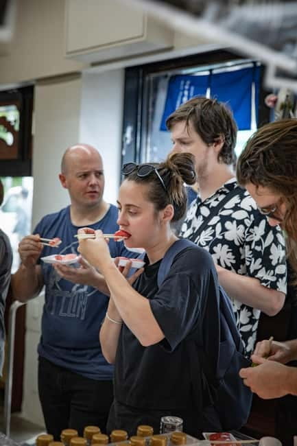 Tokyo: Tsukiji Fish Market food Tour - Who should book this Tsukiji experience