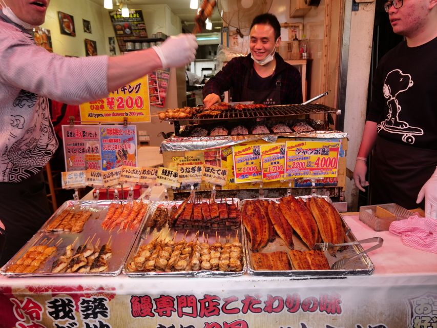 Tokyo: Tsukiji Fish Market Tour with 6 Stops & Seafood Lunch - Tsukiji Hongan-ji starts the morning