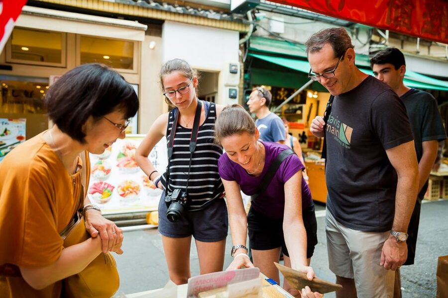 Tokyo: Tsukiji Fish Market Visit and Asakusa Food Tour - Why this Tokyo food tour works well