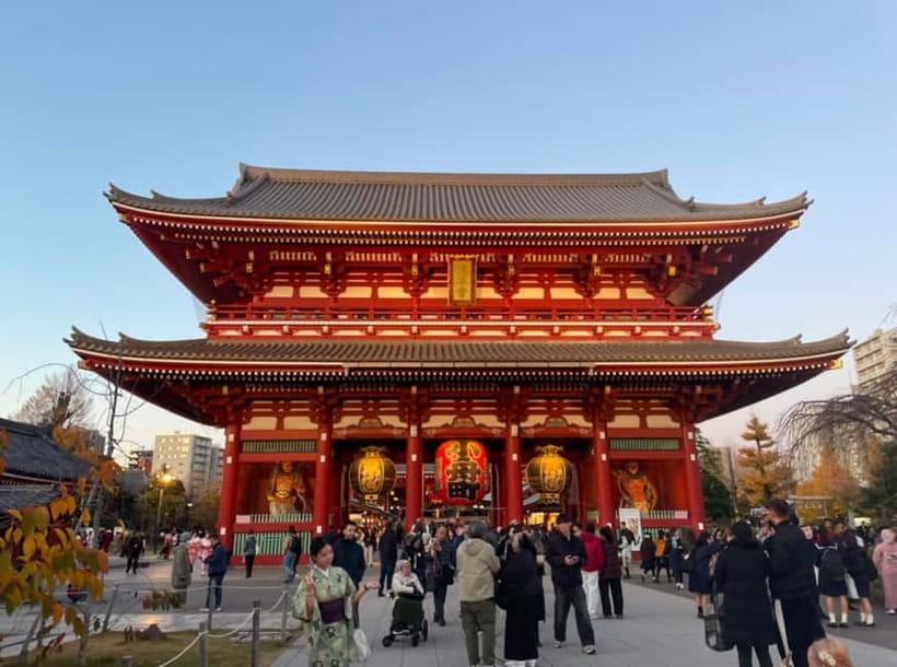 Tokyo: Tsukiji, Ginza, and Asakusa Japanese Culture Tour - Tsukiji food tasting and market culture