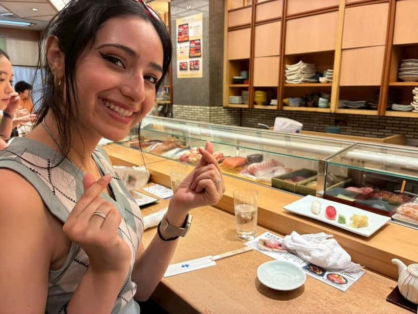 Tokyo: Tsukiji walk & sushi private tour with Uni Students - Meeting at Tsukiji Hongwanji Temple