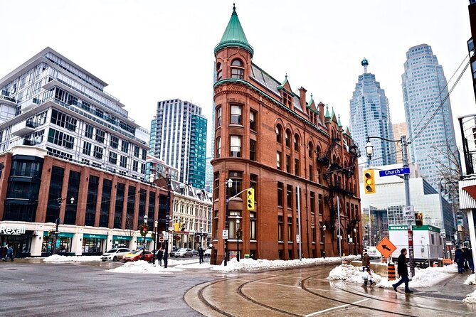 Toronto: St Lawrence Market Food Tour with 6 Food Tastings - Key points to know before you book