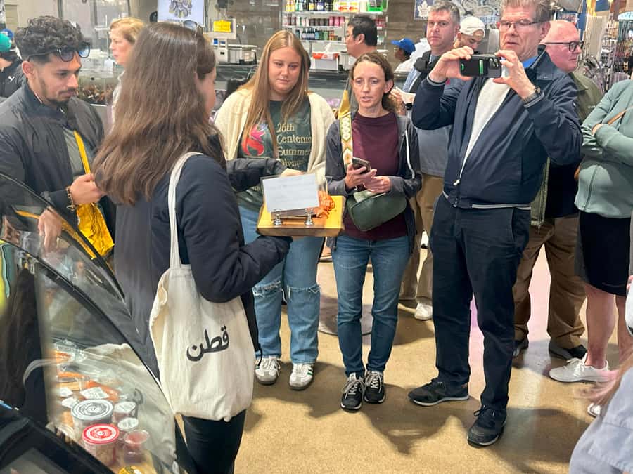 Toronto: St Lawrence Market Food Tour with 6 Tastings - Why this Toronto food tour works