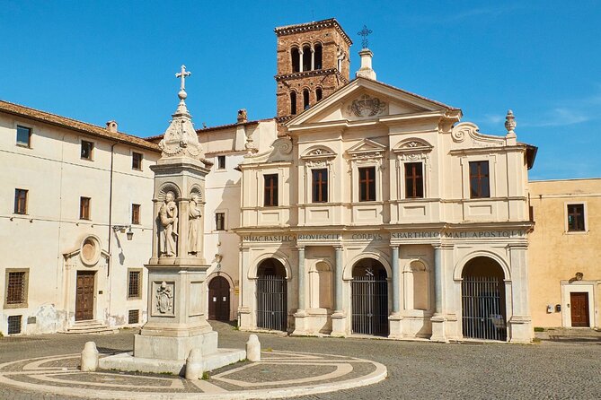 Trastevere & Campo de' Fiori Street Food Tour, Eat Like a Local - Santa Maria in Trastevere and the old fountain