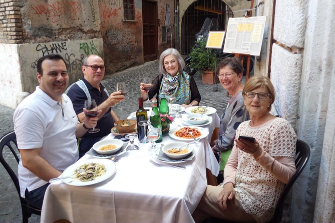 Trevi Fountain, Pantheon, and Campo Dei Fiori Market Food and Wine Tour - The Pantheon from the outside