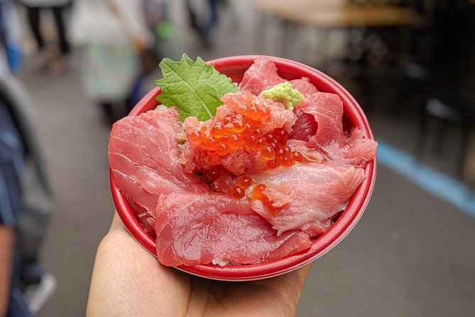 Tsukiji Fish Market Food Tour: Seafood, Street Food & Hidden Gems - Key points at a glance