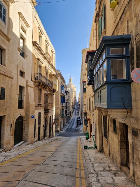 Valletta: Food Walking Tour with Tastings - Drinks are part of the pacing