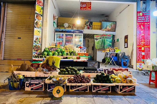 Vegan Street Food & Stories of Hanoi - The guides make the difference