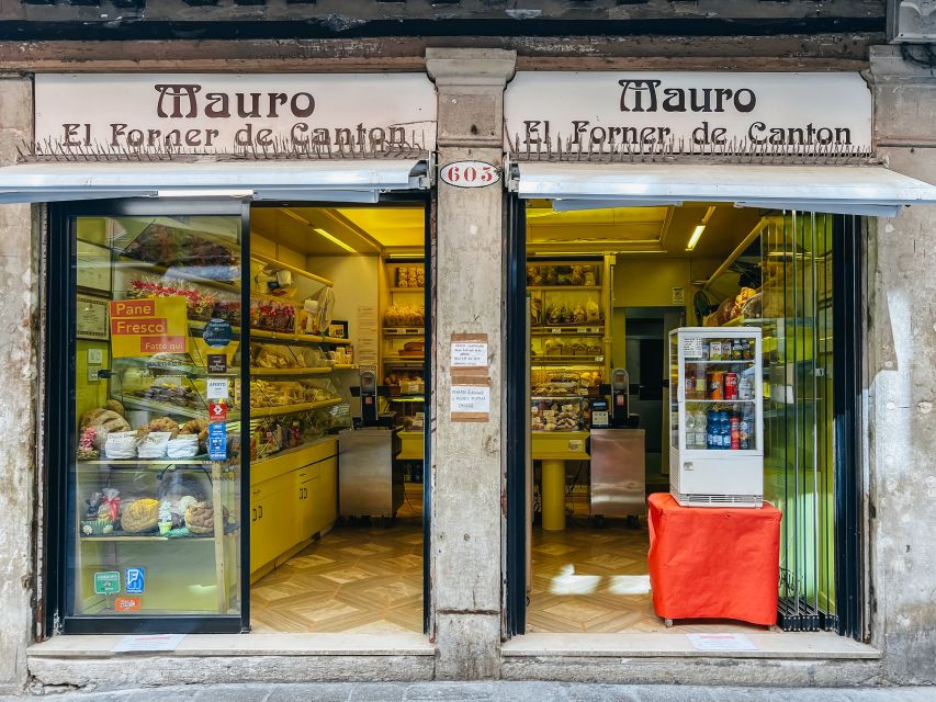 Venice: Street Food Tour with a Local Guide and Tastings - Ending in Dorsoduro at Campo Santa Margherita