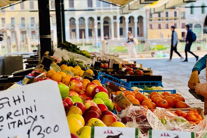 Venice Street Food Tour with Local Guide with Local Food Market Visit - Rialto Market: the useful 30-minute introduction